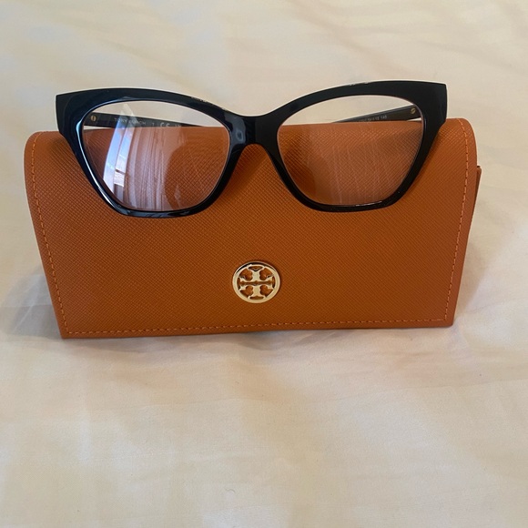Tory Burch black-rimmed eyeglasses with case - Picture 8 of 9